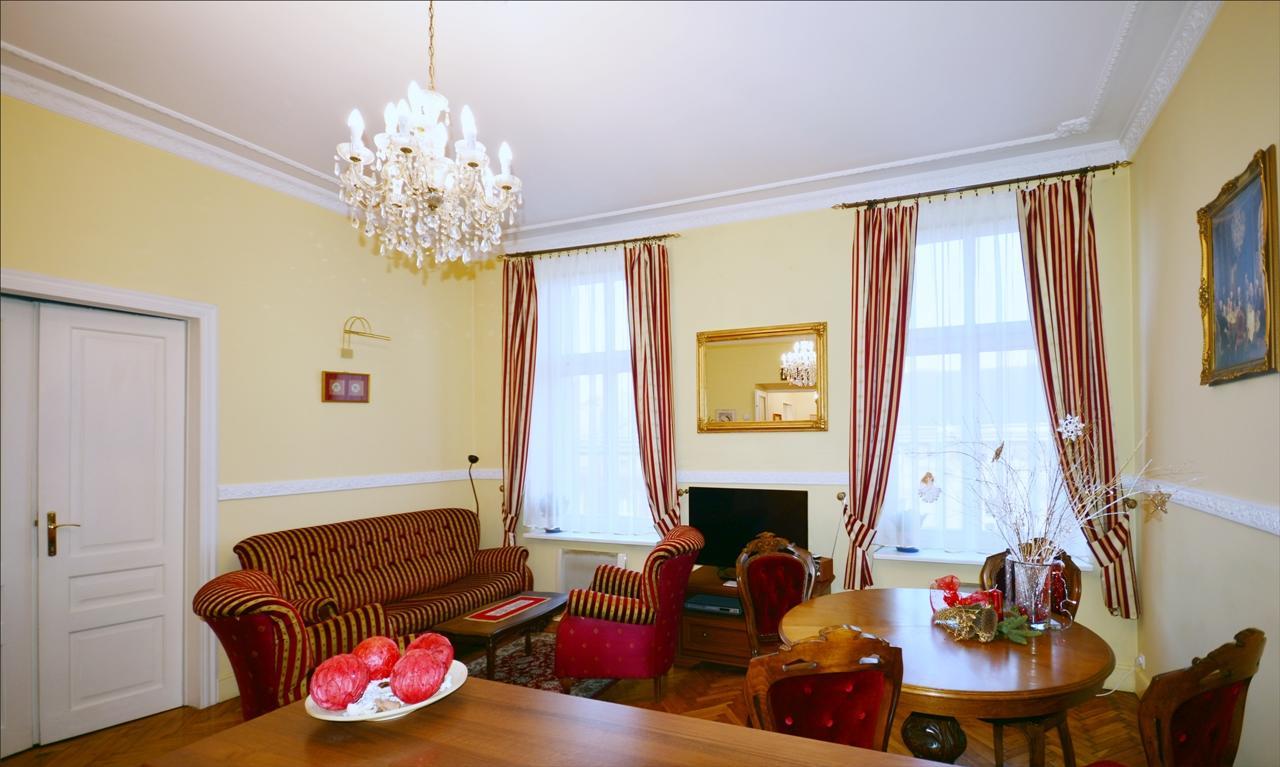 Ludvig Apartment